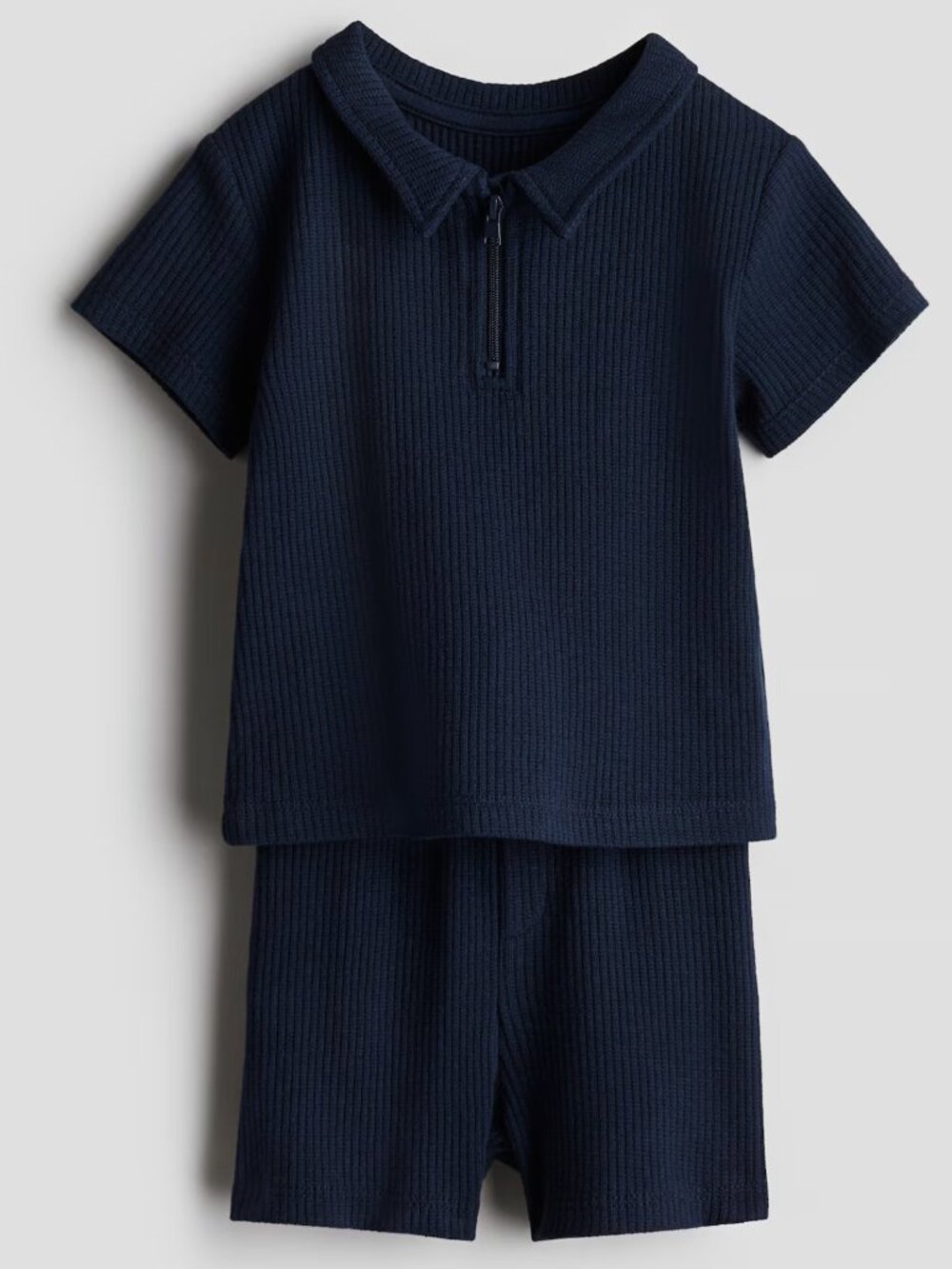 H&M Boys 2 Piece Blue Shorts & Shirt Set - Size 9-12 Months